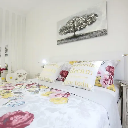 A'marie Self Check-in *