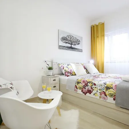 A'marie Self Check-in Apartmán